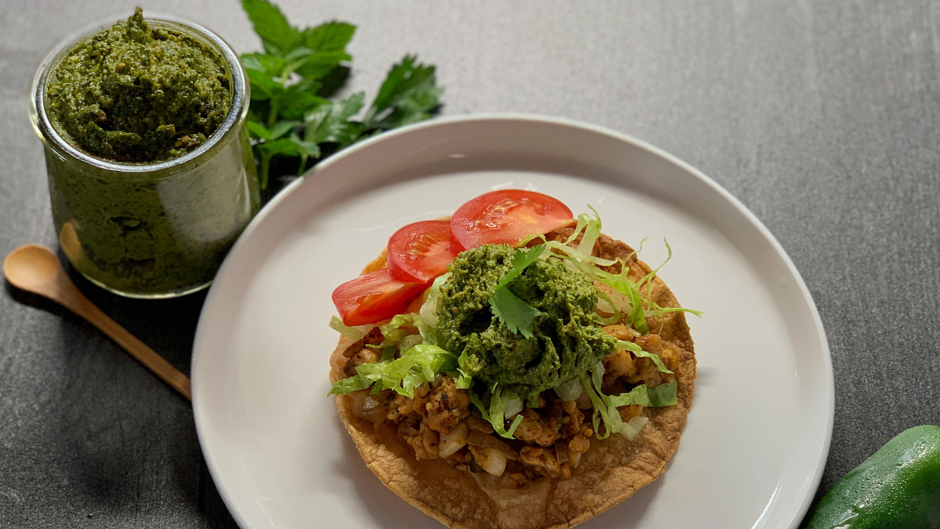 Tempeh Tostada con Pistachio Chimichurri 