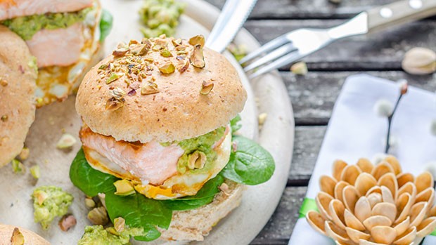 Pistachio Burger with Salmon, Fried Egg, and Pistachio Guacamole