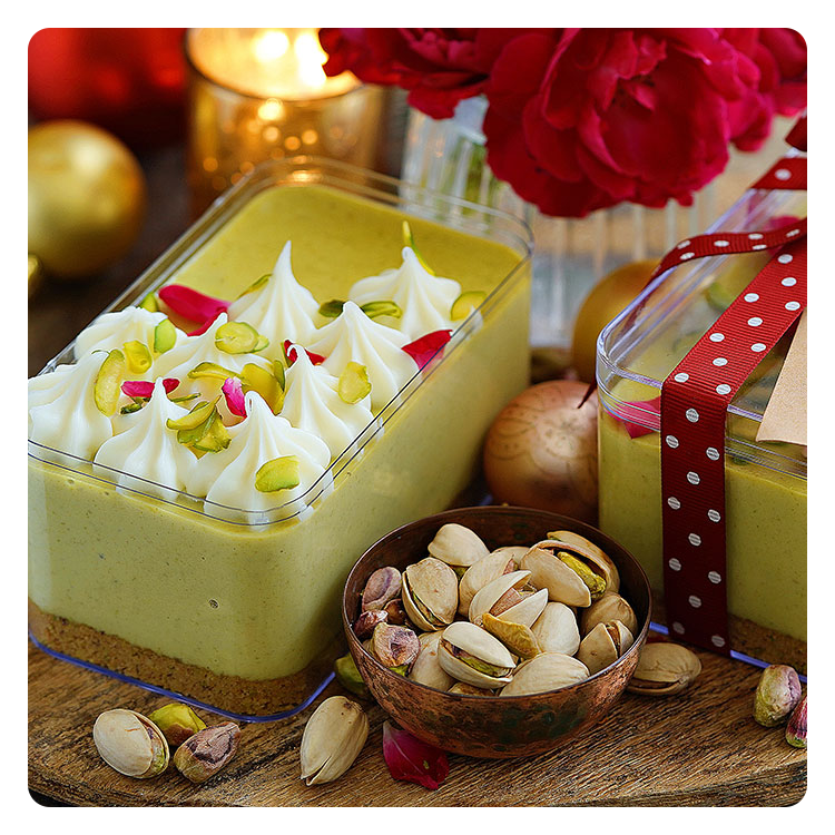 Pistachio Dessert Box