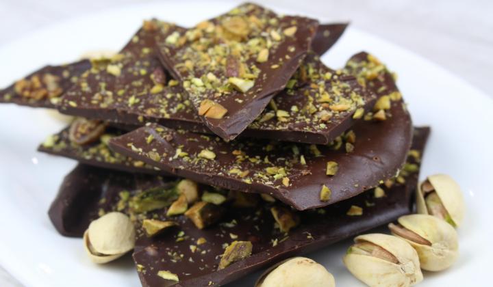 Chocolate Chip Pistachio Bark