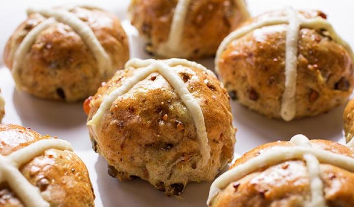 Hot Cross Buns with Pistachios