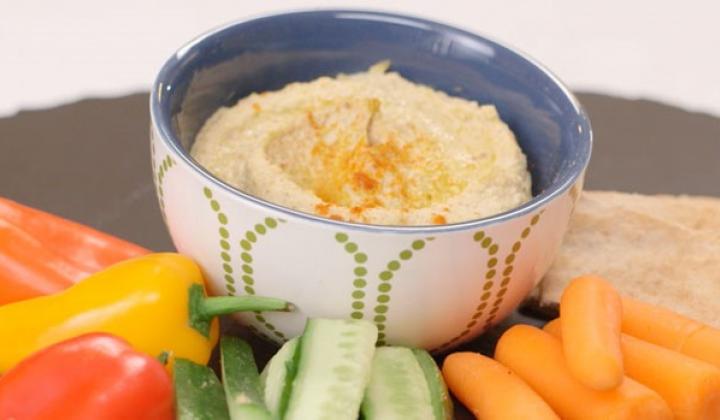 Light Pistachio Hummus 